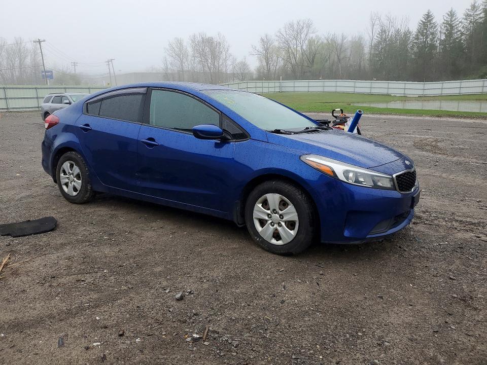 2017 KIA Forte lx
