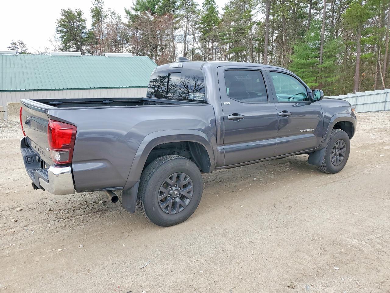 2022 Toyota Tacoma SR5 V6
