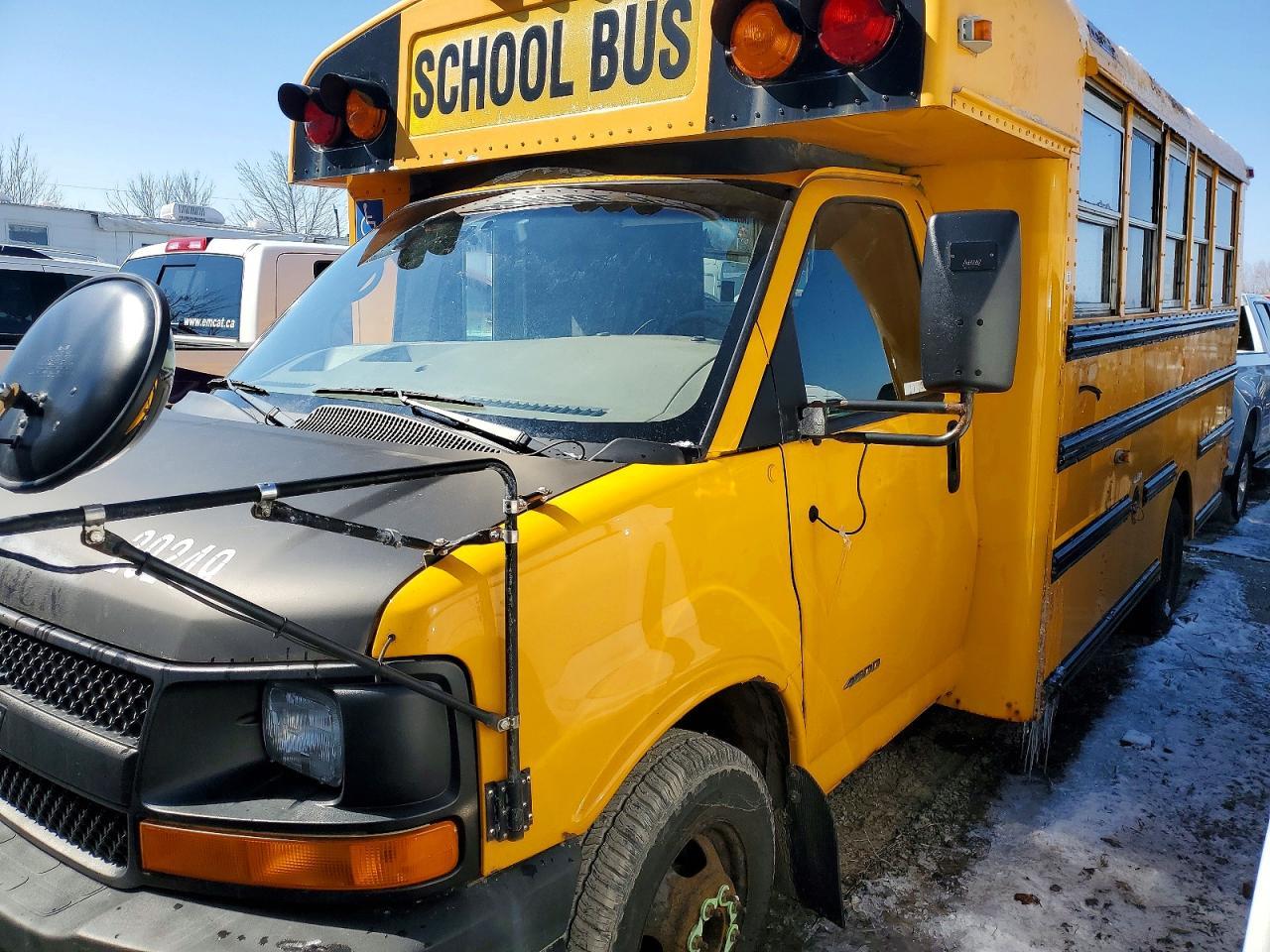 2010 Thomas Minotour G4500-School Bus