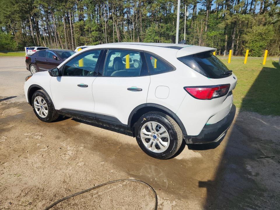 2022 Ford Escape s