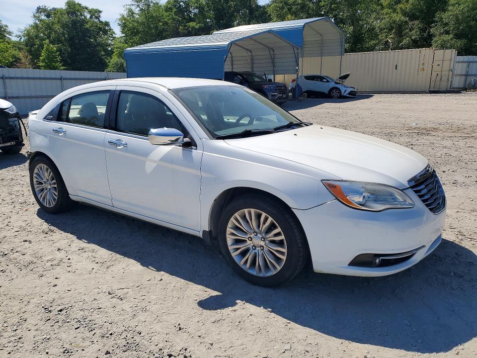 2012 Chrysler 200 Limited