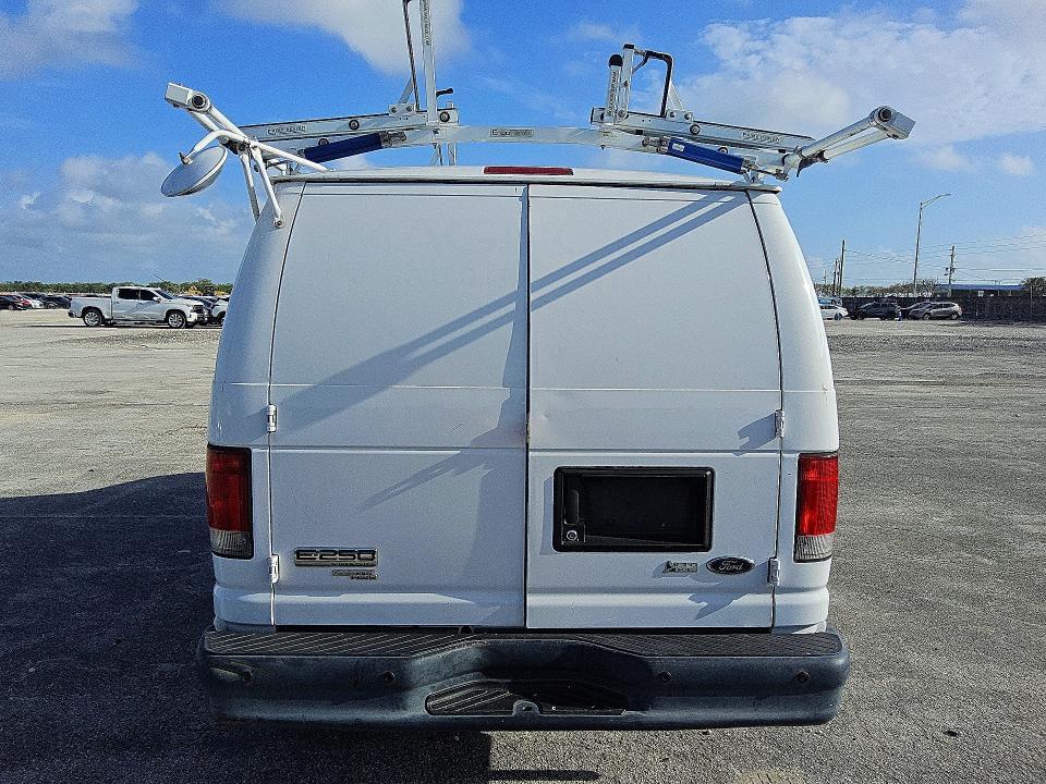 2014 Ford E250 Utility / Service van