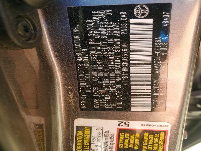 2019 Toyota Camry se