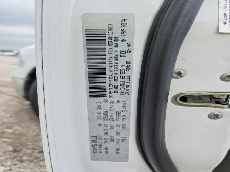 2017 Dodge RAM 1500 SLT