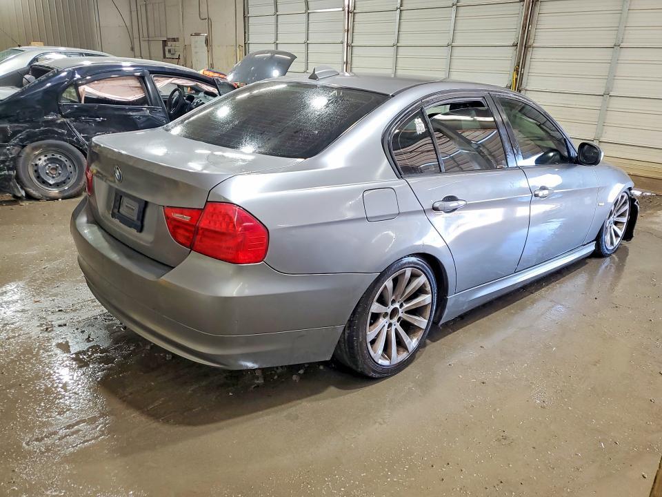 2011 BMW 328 i