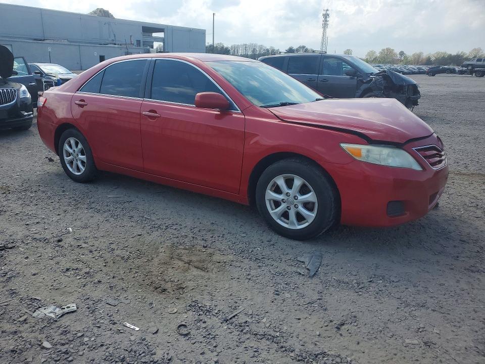 2011 Toyota Camry le