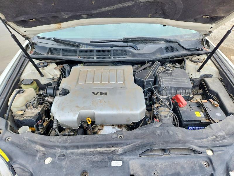 2005 Toyota Avalon Limited