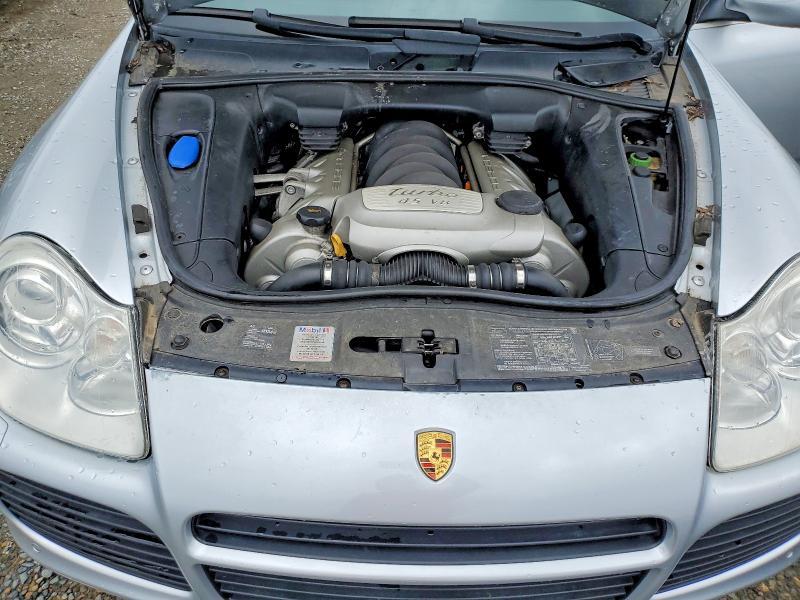 2004 Porsche Cayenne Turbo