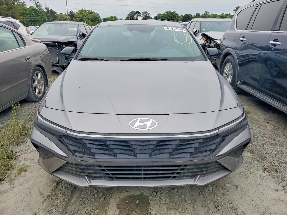 2025 Hyundai Elantra Hybrid sel Sport