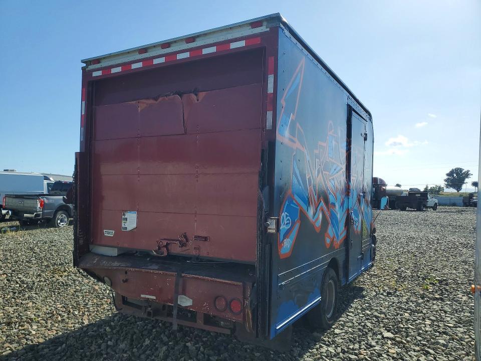 2001 Ford Econoline E450 Super Duty Cutaway Van