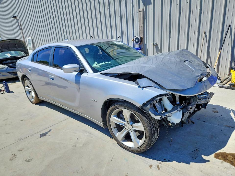 2016 Dodge Charger r