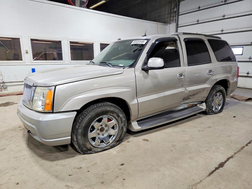 2004 Cadillac Escalade Luxury