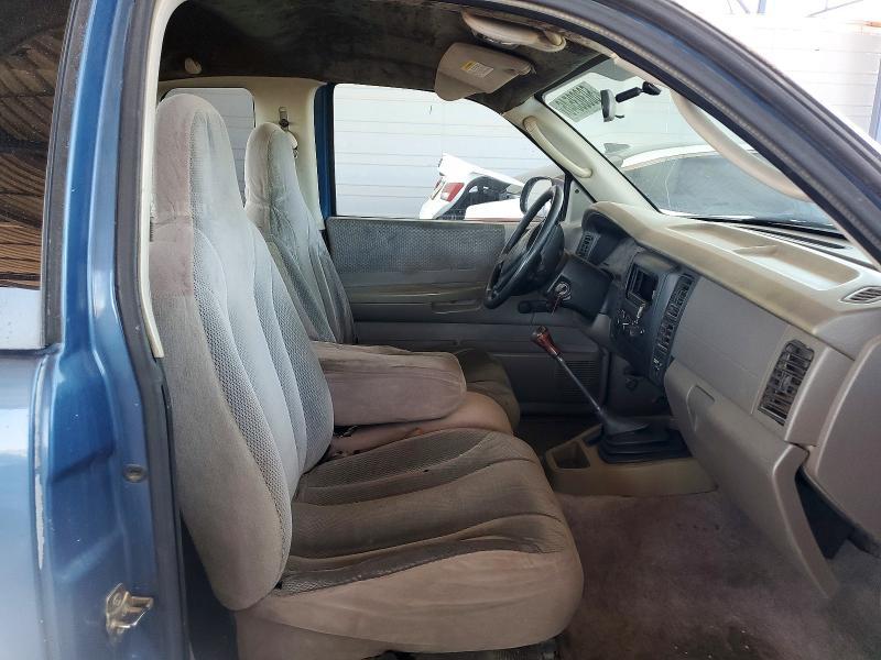 2004 Dodge Dakota Sport