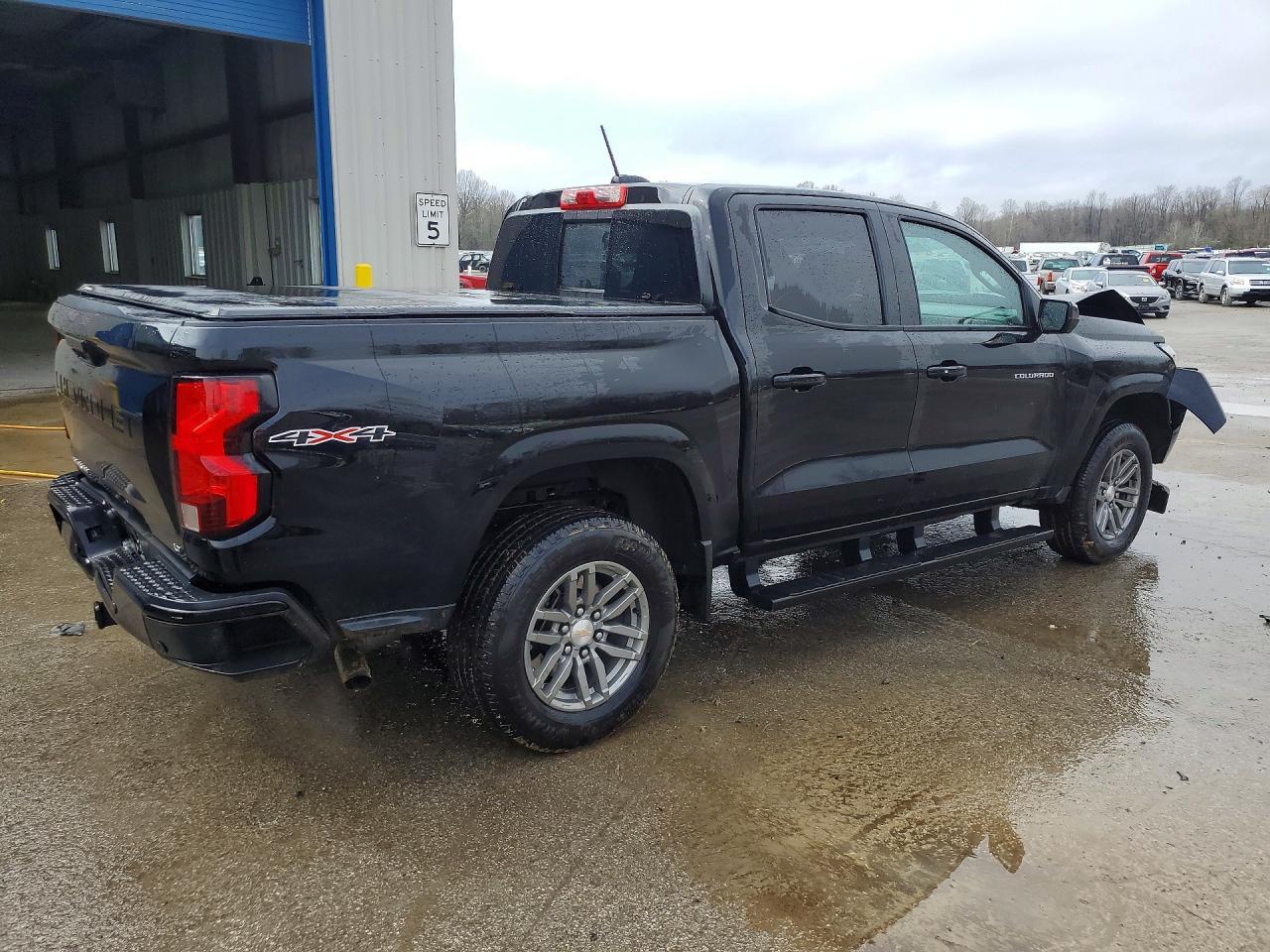 2024 Chevrolet Colorado LT