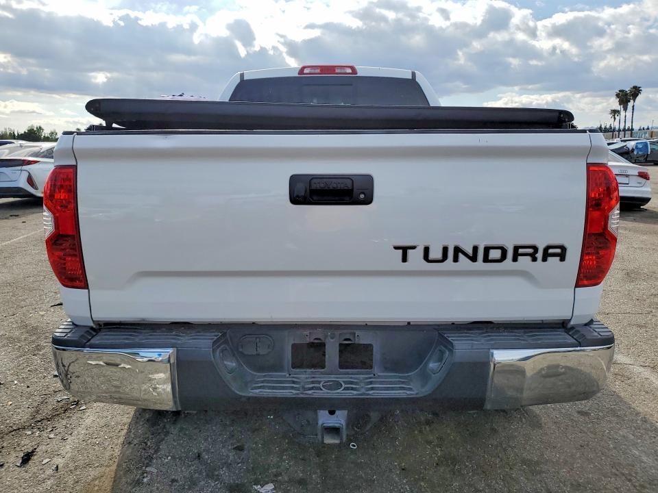 2014 Toyota Tundra SR5