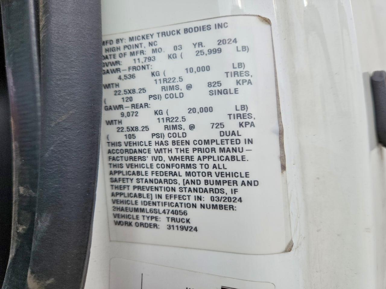 2025 International MV607-BOX Truck