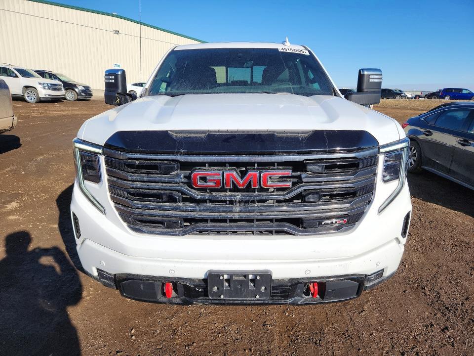 2025 GMC Sierra K1500 AT4