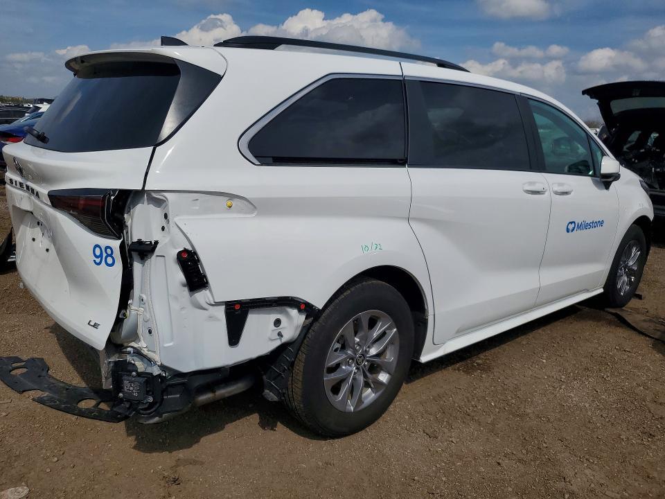 2025 Toyota Sienna le