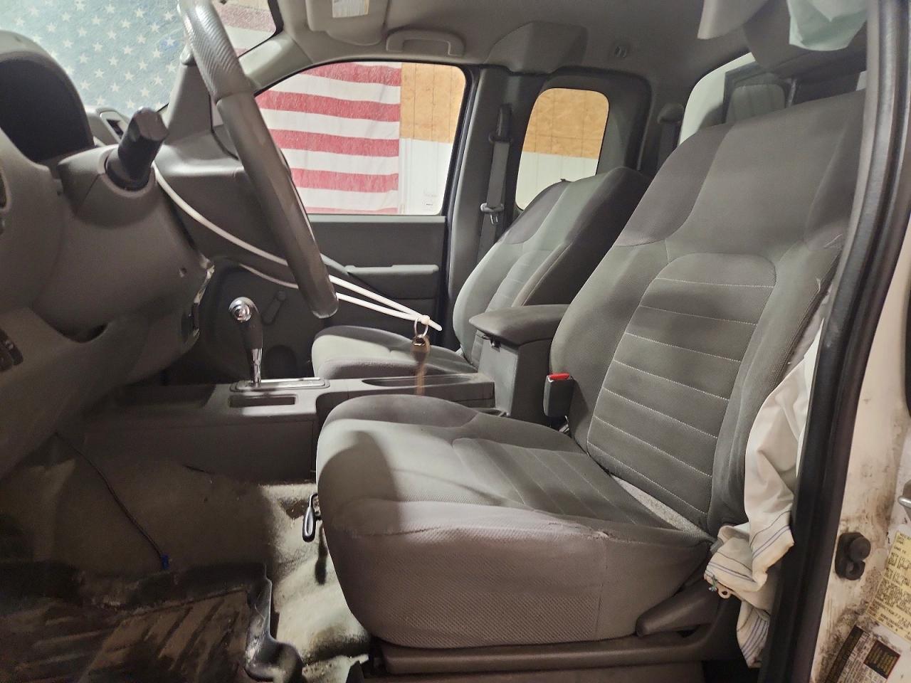 2016 Nissan Frontier S