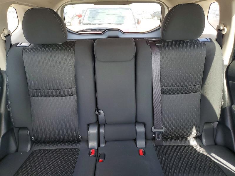 2018 Nissan Rogue sv