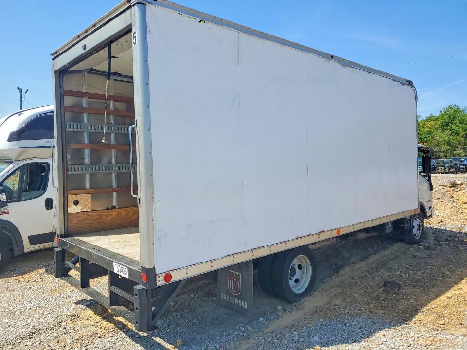 2022 Isuzu NPR HD BOX Truck