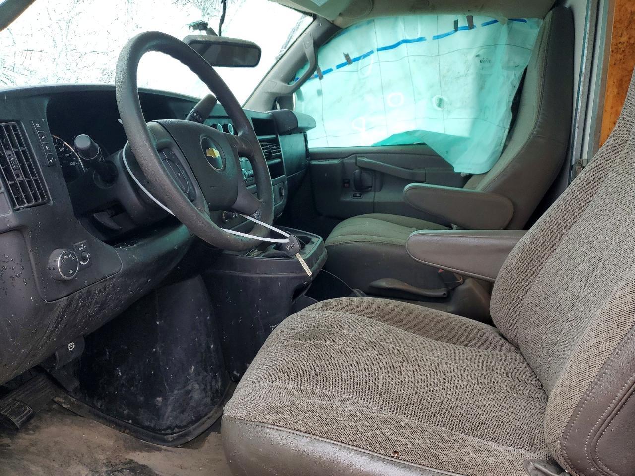 2017 Chev Rolet Express Delivery Truck