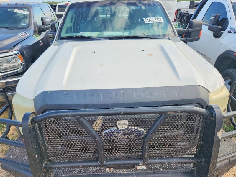 2015 Ford F450 Super Duty Flatbed Truck