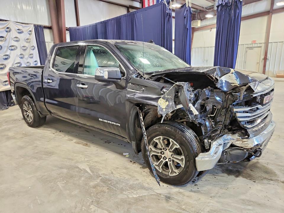 2025 GMC Sierra C1500 SLT
