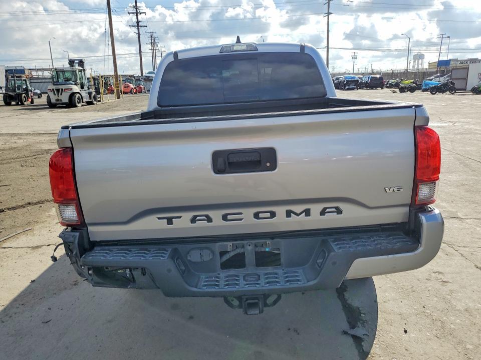 2020 Toyota Tacoma SR5 V6