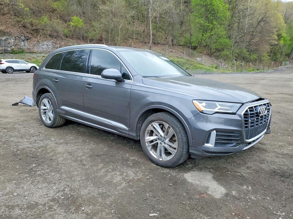 2021 Audi Q7 Premium Plus