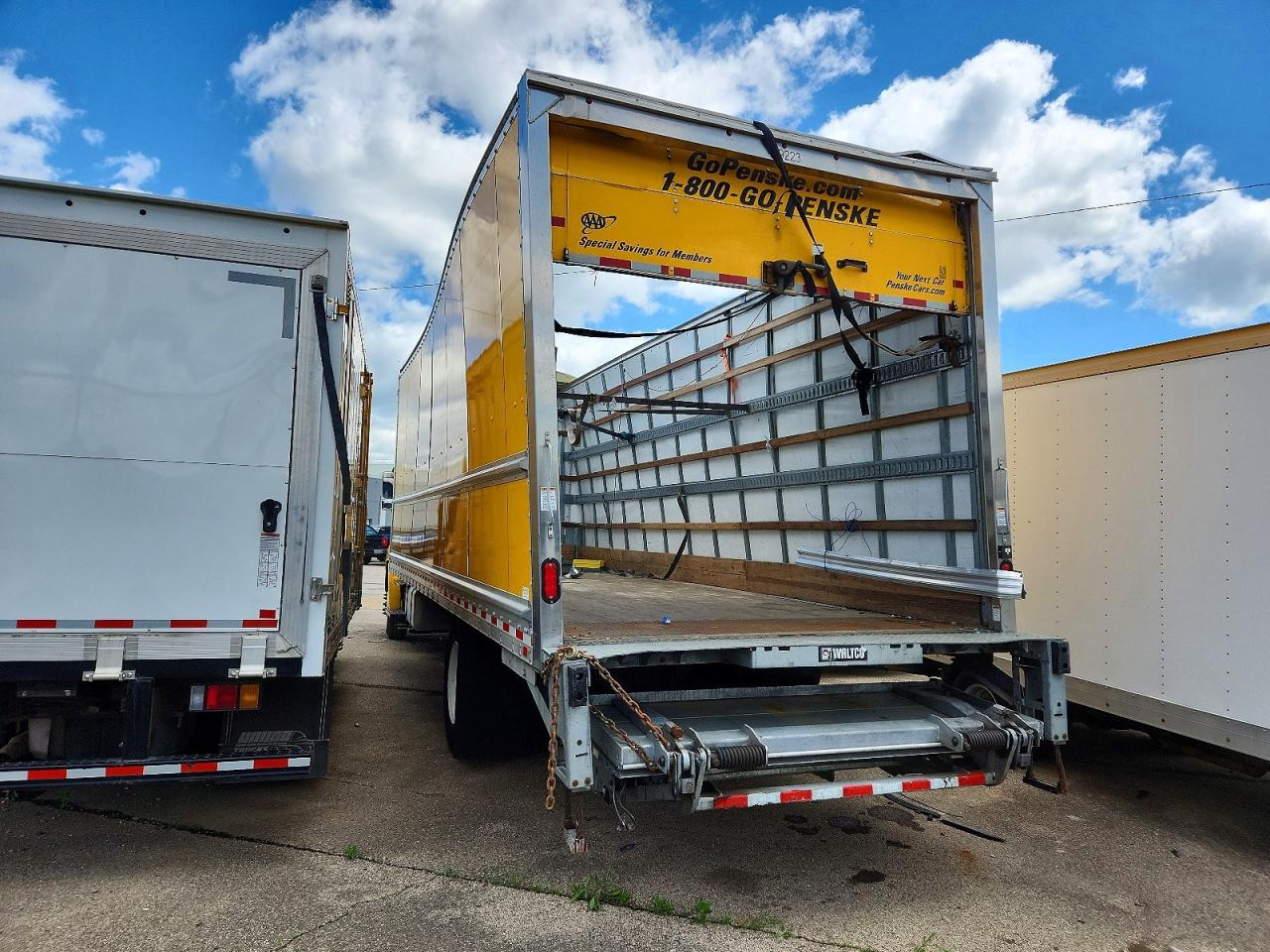 2023 Hino L6 BOX Truck