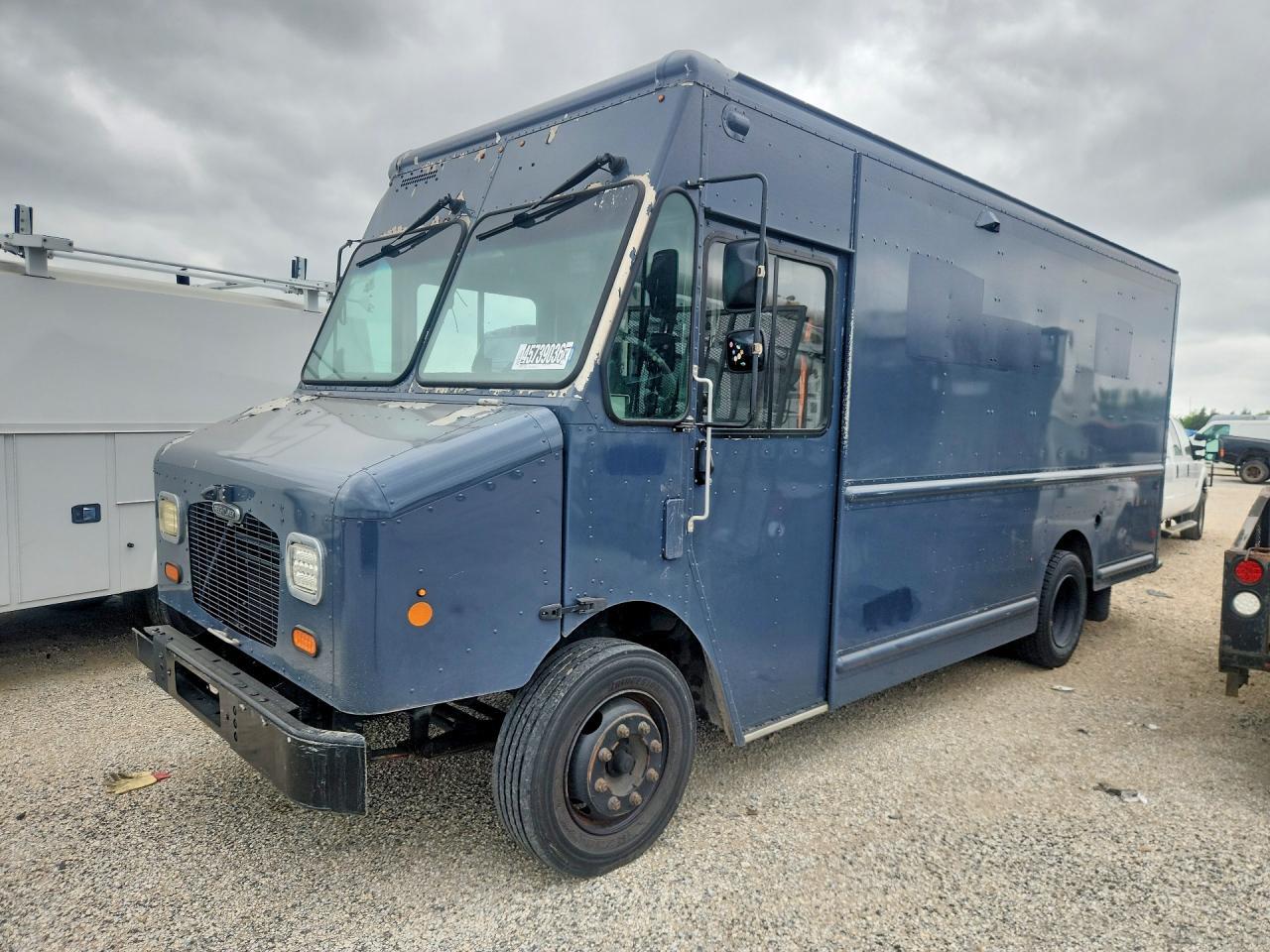 2020 Freightliner MT45G Chassis Delivery Truck