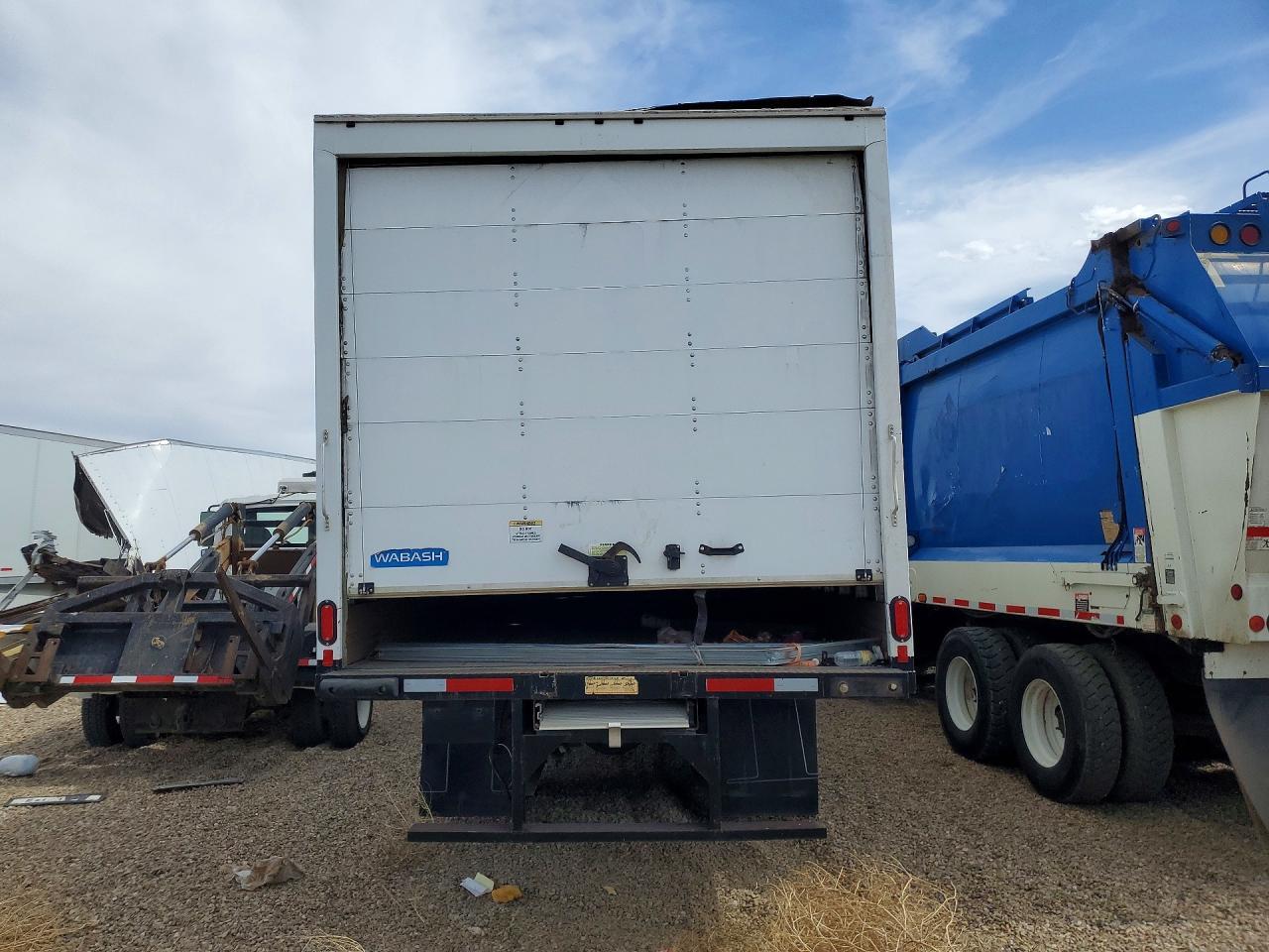 2023 International MV607 BOX Truck