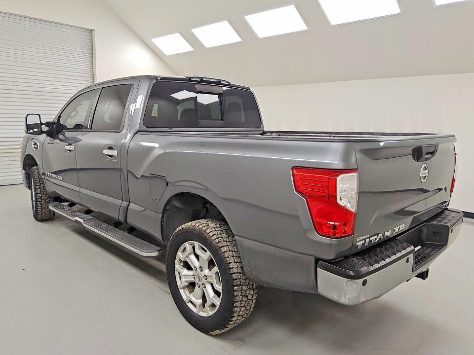 2016 Nissan Titan XD SV