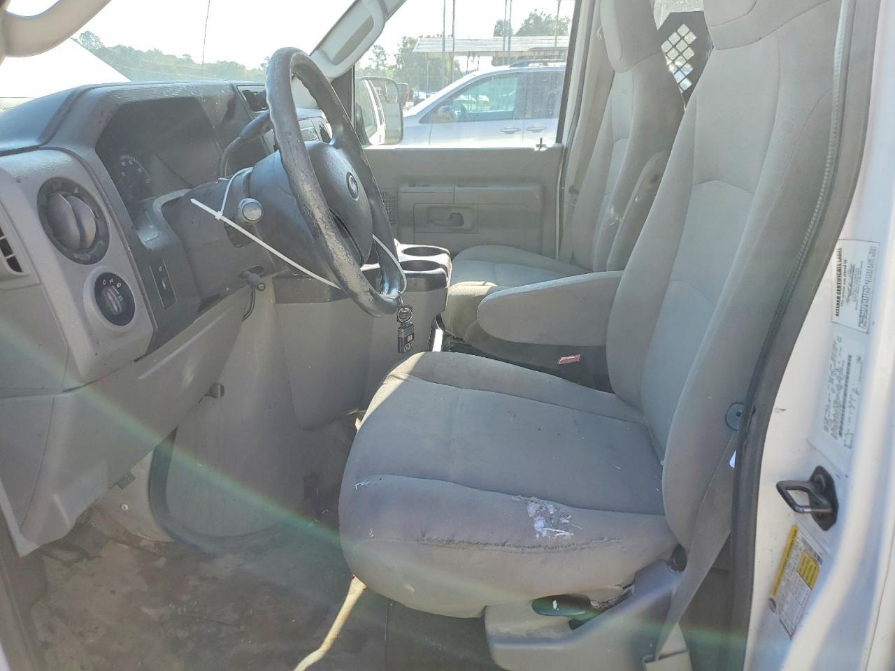 2014 Ford Econoline E150 van