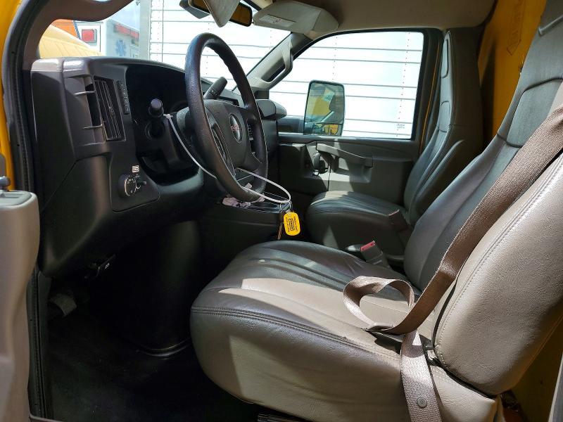 2021 GMC Savana BOX Truck