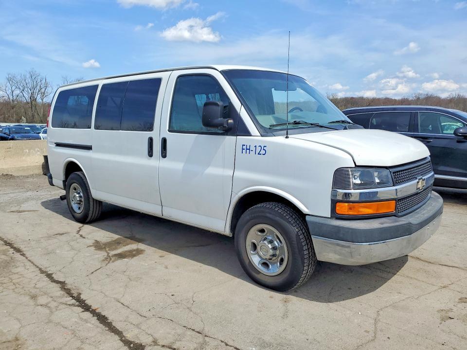 2013 Chevrolet Express G3500 lt
