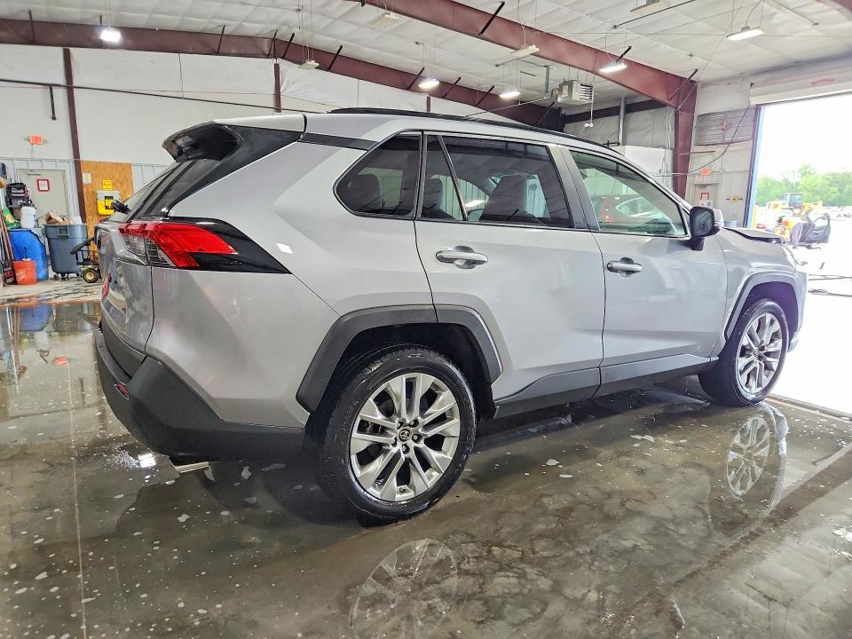 2019 Toyota Rav4 xle Premium