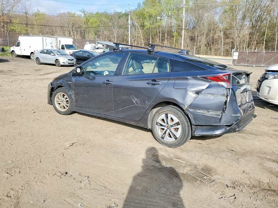 2016 Toyota Prius Four