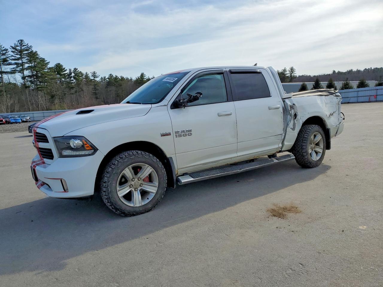 2016 Dodge RAM 1500 Sport