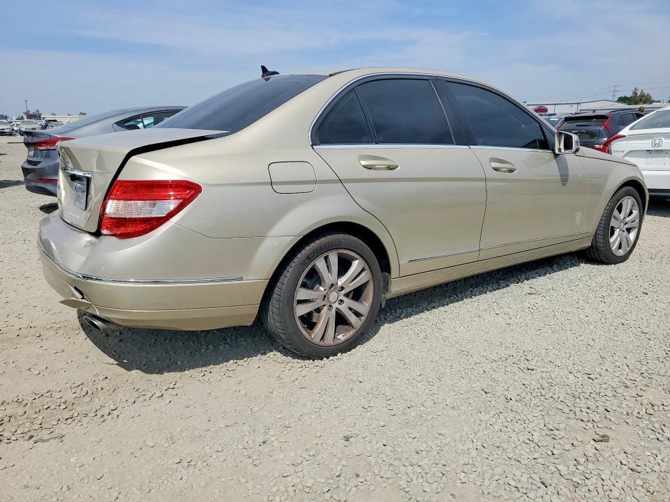 2010 Mercedes-Benz C300