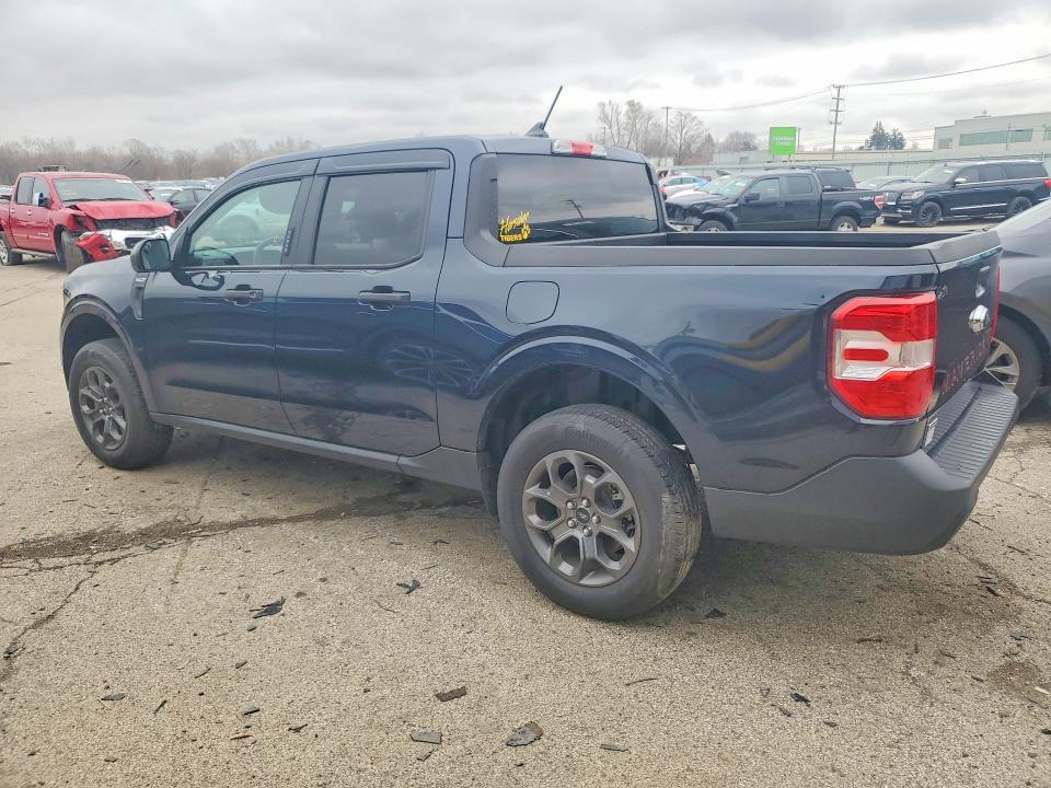 2022 Ford Maverick XL