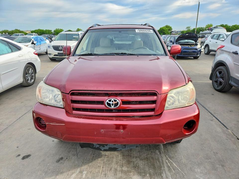 2005 Toyota Highlander Base