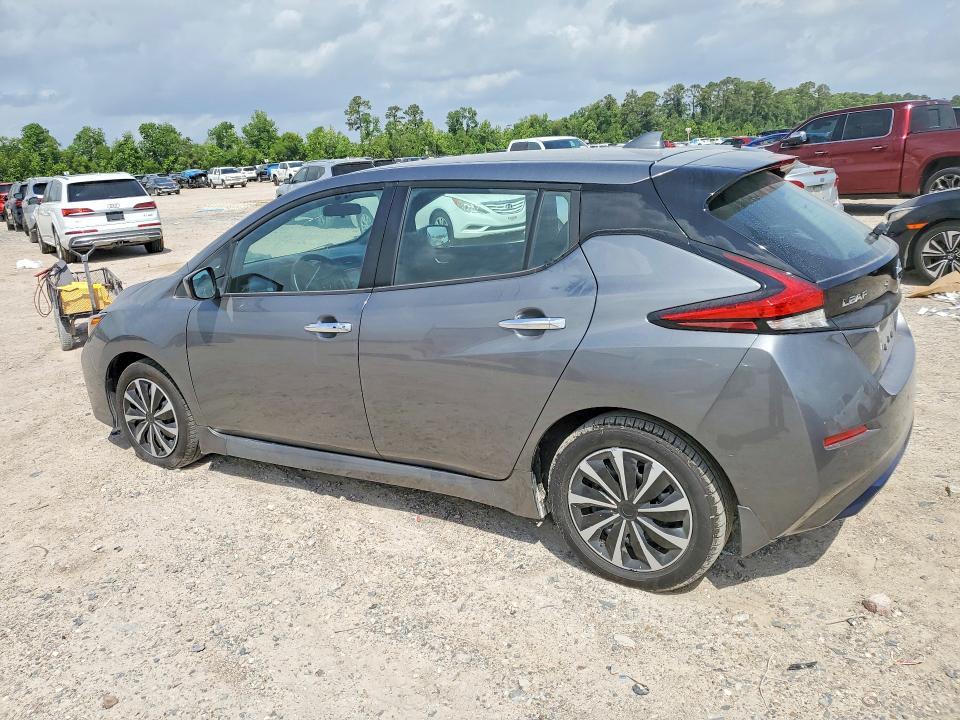 2022 Nissan Leaf s