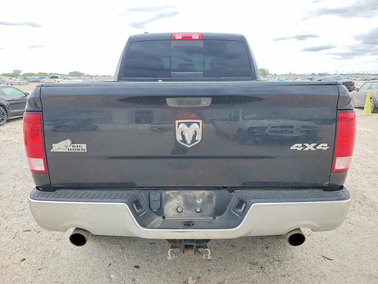 2016 Dodge RAM 1500 SLT