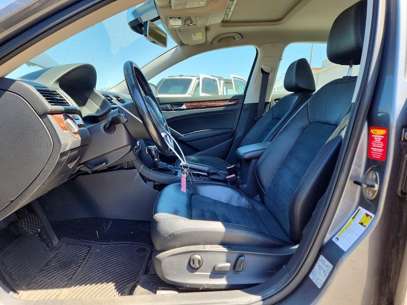 2013 Volkswagen Passat sel