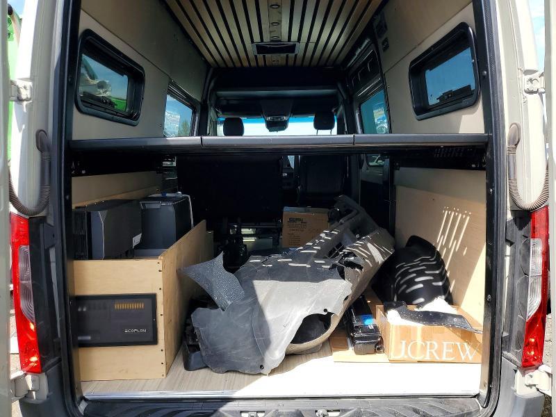 2024 Mercedes-Benz Sprinter 2500