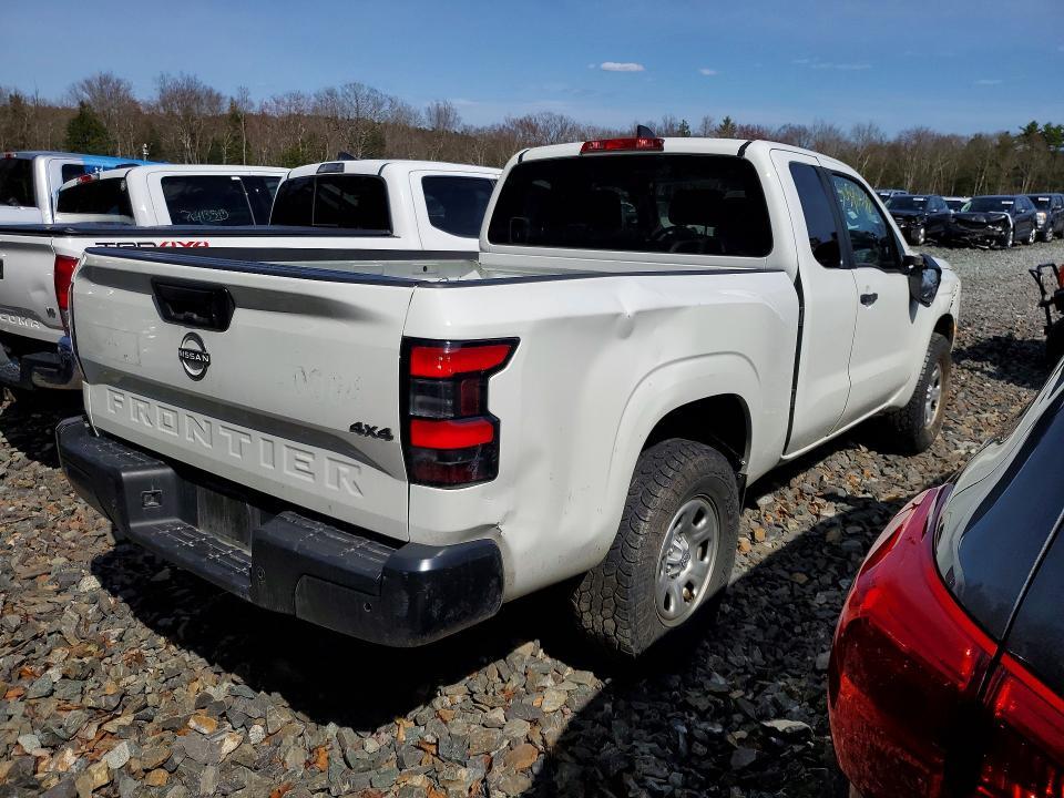 2023 Nissan Frontier S