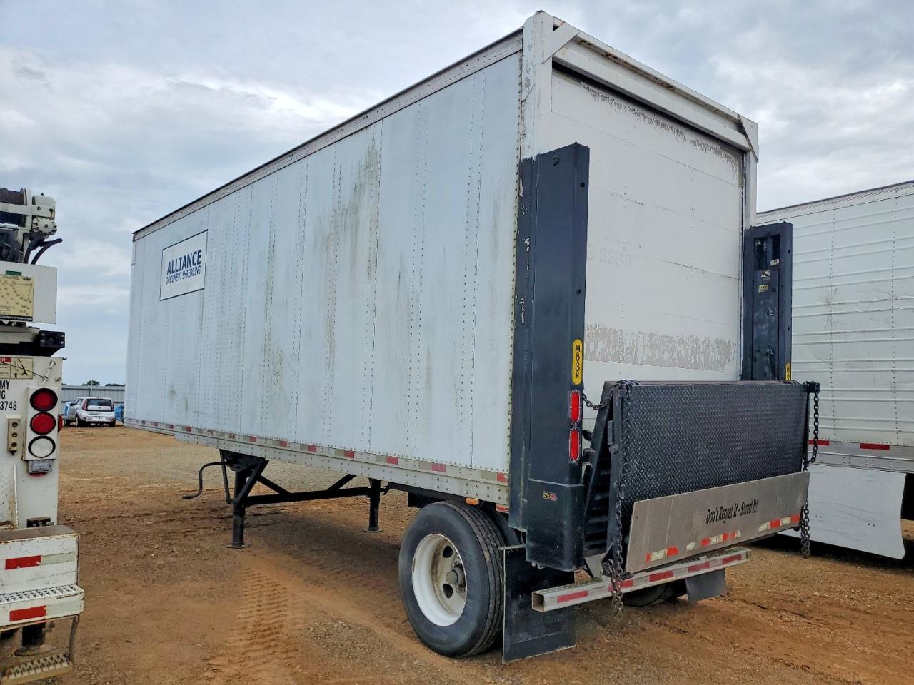 1999 Strick DRY Van Trailer