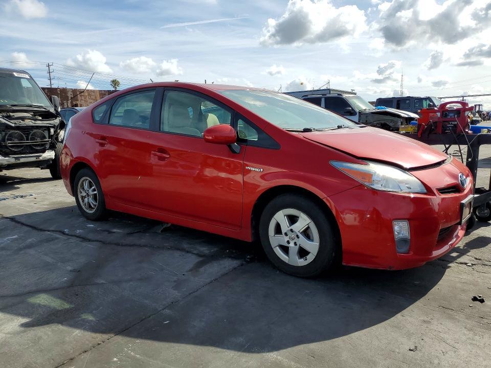 2010 Toyota Prius iii